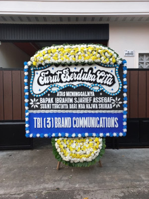 Papan Bunga Duka di Bukit Santuai
